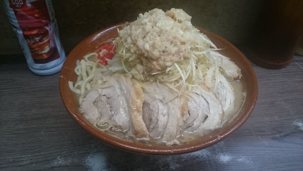 「麺増し・大小豚・ネギ(アブラベニ)￥９９０」@ラーメン二郎 横浜関内店の写真