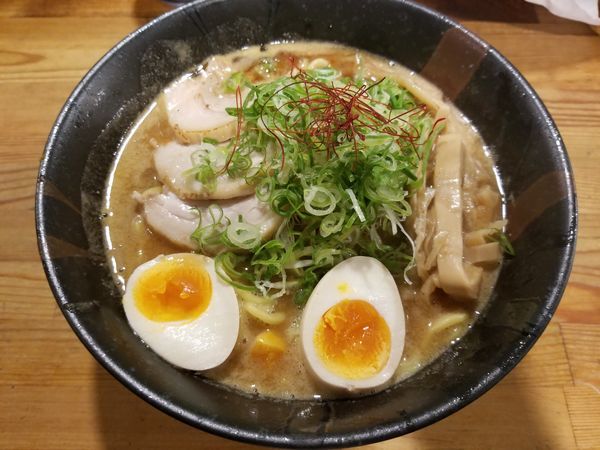 「濃厚味噌らーめん+青ねぎ(950円)」@我羅奢の写真