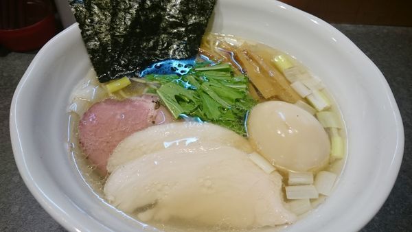 「特製鶏だし塩RAMEN（980円）」@RAMEN 火影 produced by 麺処ほん田の写真