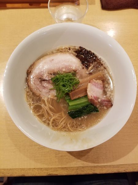 「醤油そば　1200円」@饗 くろ㐂の写真