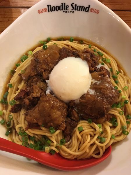 「牛煮込みまぜそば」@Noodle Stand Tokyoの写真