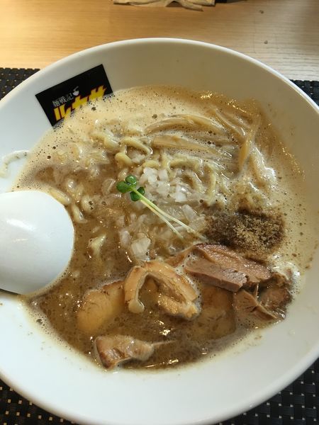 「煮干し醤油」@麺戦記ツカサの写真