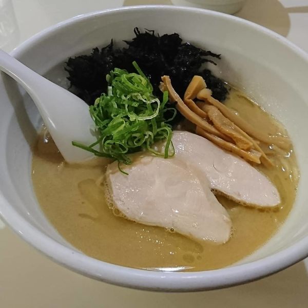 「鶏白湯醤油らーめん 岩のり」@らーめん れんげの写真