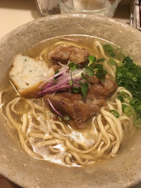 「沖縄そば（750円）」@にぬふぁ星の写真