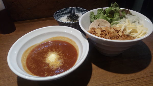 「夏のトマトカレーつけめん」@寿製麺よしかわ 川越店の写真