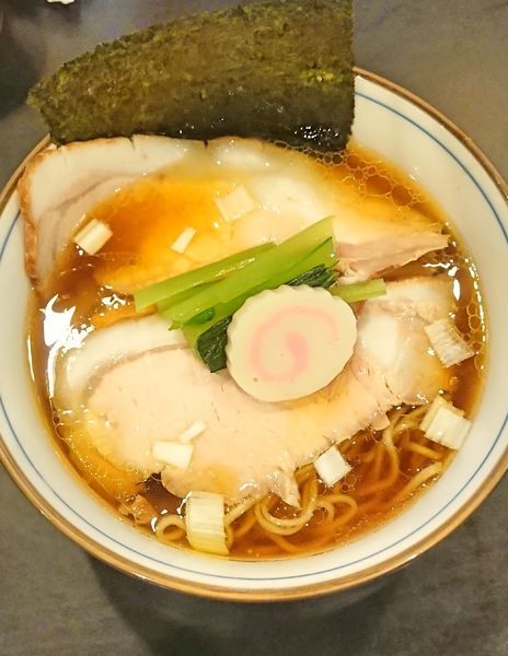 「金笛醤油の新桶初しぼり中華そば&チャーシュー2枚増し」@中華そば 四つ葉の写真