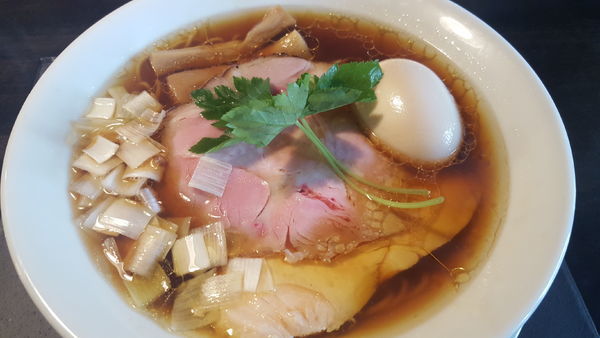 「味玉醤油らぁめん」@KaneKitchen Noodlesの写真