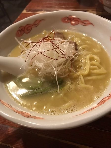 「鶏白湯らーめん」@麺・酒処 ぶらりの写真