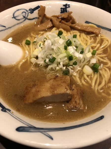 「ラーメン(とんこつ)」@麺屋武蔵 武骨外伝の写真