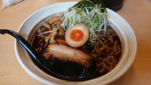 「焦がし醤油らーめん@700円」@北海道ラーメンなまらの写真