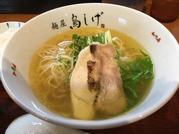 「鳥そば 塩(金)」@麺屋鳥しげ 八田本店の写真