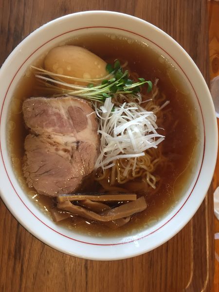 「しょうゆラーメン700円」@玖の写真