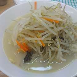 鶏塩タン麺