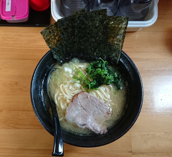 「豚骨塩 600円」@らあめん家の写真