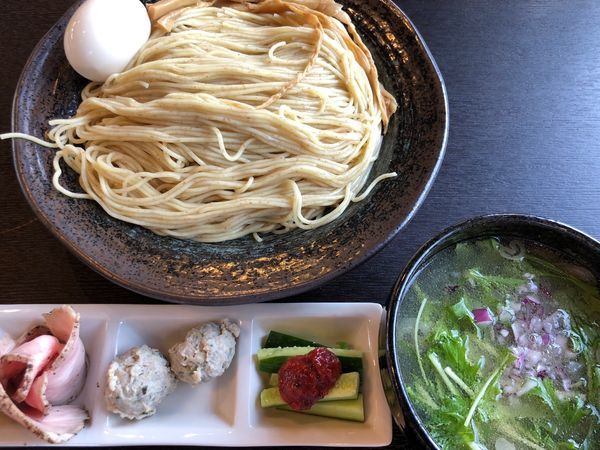 「冷たいかつおのつけめん［塩］」@麺屋 京介の写真