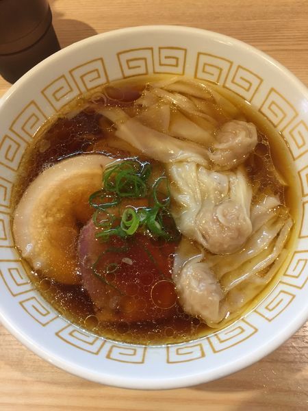 「海老ワンタン醤油らぁ麺 ¥1,000」@中村麺三郎商店の写真