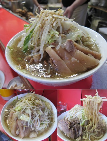 「ぶた入り大ラーメン 750円（野菜・蒜・脂）」@ラーメン二郎 三田本店の写真