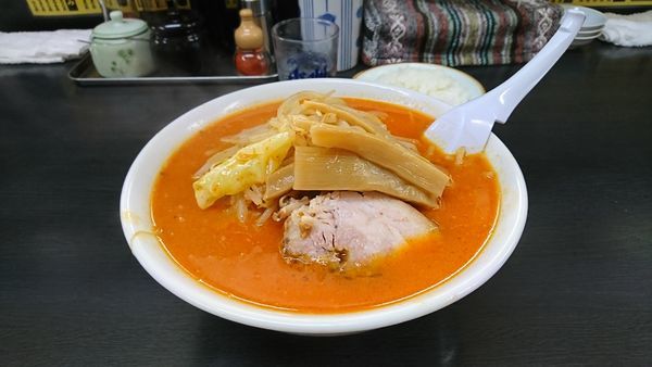 「馬辛ラーメン」@萬馬軒 諏訪店の写真