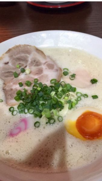 「アワトロラーメン」@アワトロ龍宮の写真