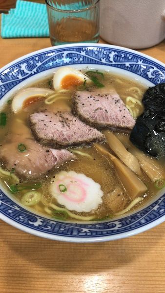 「特製中華そば」@中華そば 青葉 中野本店の写真