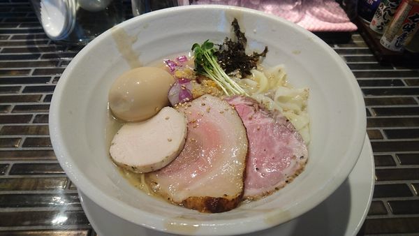 「特製冷やし貝そば」@noodles kitchen GUNNERS 新丸子店の写真