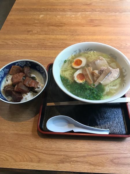 「らーめん➕マグロ丼」@ラーメン 河の写真