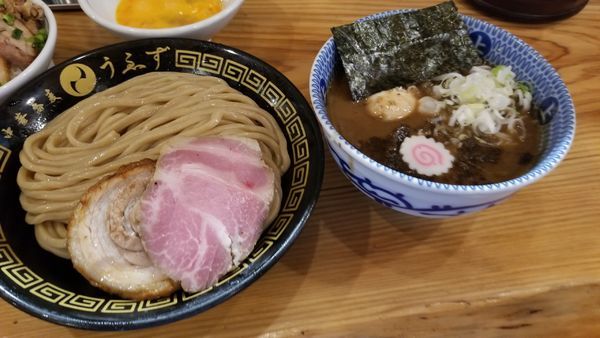 「つけ味玉(並)生卵、チャーシューご飯」@中華蕎麦うゑずの写真