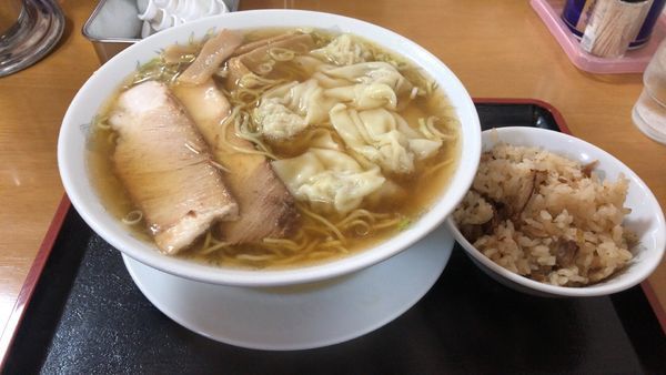 「まのけ 大盛+チャーメシ」@支那そば へいきちの写真