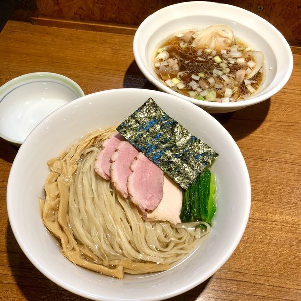 「【限定A】昆布水に浸った鴨と蛤のつけそば ￥980」@寿製麺よしかわ 川越店の写真