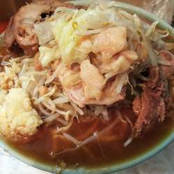 豚入りラーメン野菜脂チョイ増しニンニク