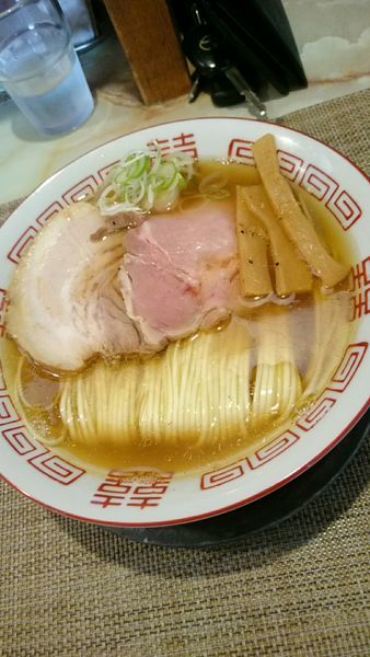 「中華そば  [煮干白醤油]    ８００円」@improv.の写真