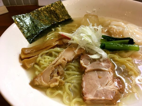 「［限定］ノスタルジック冷やしワンタン麺＋小ご飯」@麺処 びぎ屋の写真