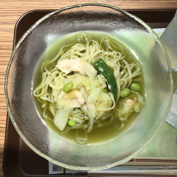 「グリーンベジ清涼麺」@ミスタードーナツ 池袋西口 ショップの写真