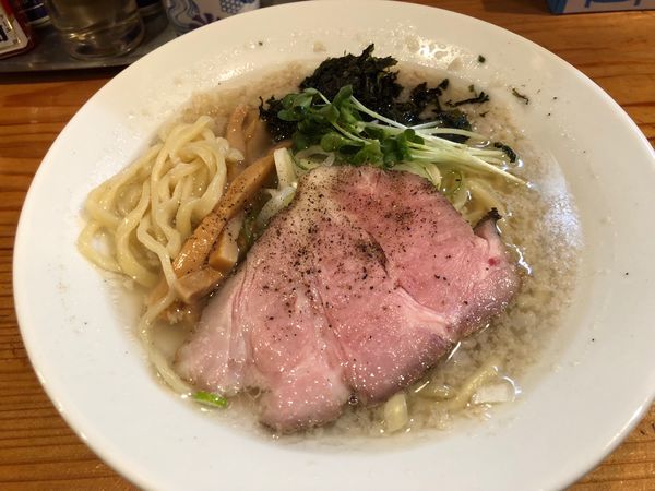 「背脂塩中華ソバ750円」@中華ソバ ハマダヤ 50号バイパス店の写真