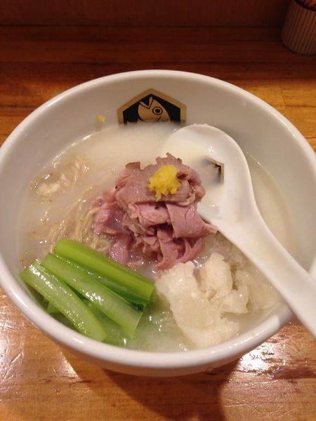 「冷やし真鯛らーめん  800円」@真鯛らーめん 麺魚の写真