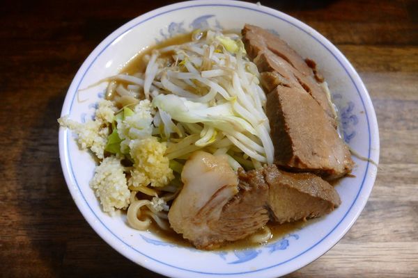 「らーめん¥700／ニンニク¥0」@らーめん梵’s BONES北浦和本店の写真