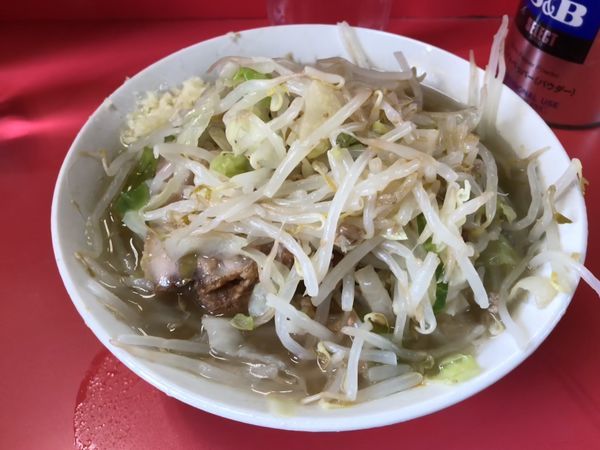 「ラーメン ﾒﾝｽｸﾅﾒ トピｾﾞﾝﾌ」@ラーメン二郎 三田本店の写真