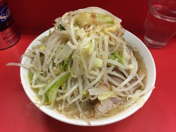 「ラーメン（ヤサイマシカラメ）（600円）」@ラーメン二郎 三田本店の写真