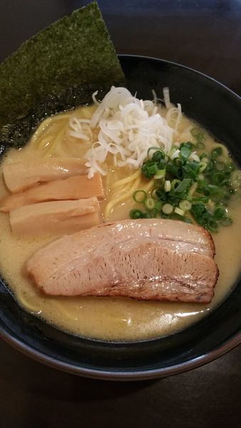 「濃厚鶏だしらーめん(塩)」@らーめんなが田の写真