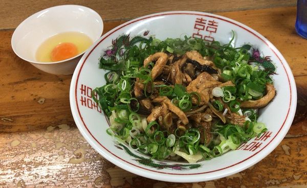 「場末の鳥脂そば(限定)＋生卵(800円＋50円)」@口樂の写真