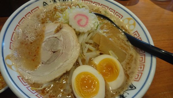 「味玉味噌ラーメン」@金澤濃厚豚骨ラーメン 神仙 品達品川店の写真
