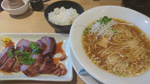 「チャーシューそば(ごはんサービス)」@中華そば 龍の眼 Produced by 創作麺工房 鳴龍の写真