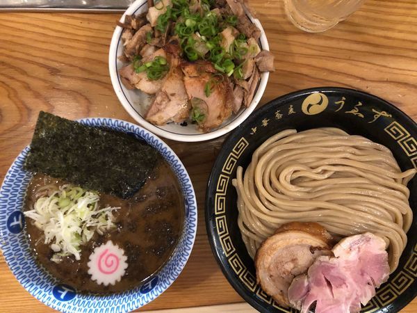 「つけ味玉(並)＋チャーシューご飯」@中華蕎麦うゑずの写真