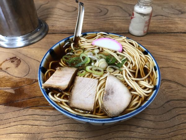 「中華そば　￥４００」@丸デブ 総本店の写真