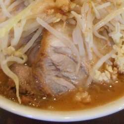 ラーメン 豚2枚