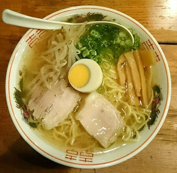 「鳥取牛骨らーめん【限定】 牛スジトッピング」@渡なべの写真