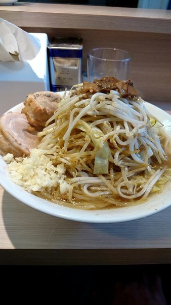 「ラーメン700円全部多め」@麺屋 味方の写真