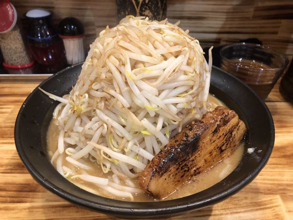 「J系野菜ラーメン＋野菜マシ」@らぁめん つけめん 豚火 長塚店の写真