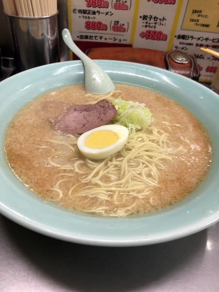 「醤油ラーメン 中盛り」@ラーメンショップ ニューシャトル東宮原駅前店の写真