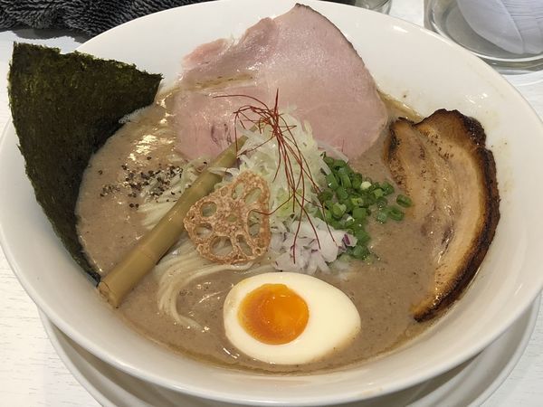 「鶏濃厚ラーメン」@麺や 齋とうの写真